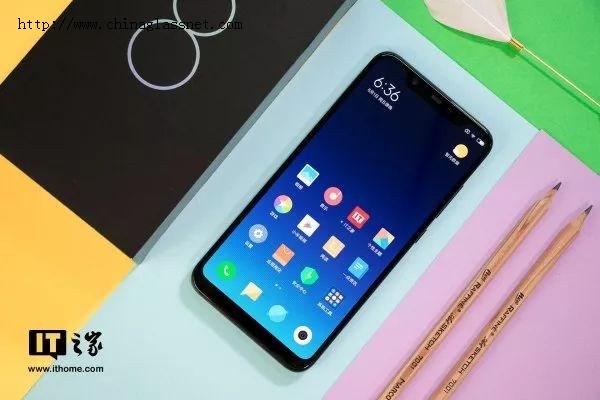 全面屏时代已来 甩掉刘海屏是迟早的事 全面屏时代已来 甩掉刘海屏是迟早的事