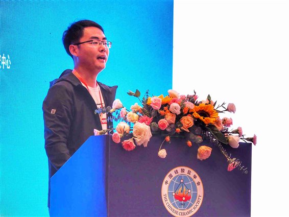 王立坤_副本.jpg